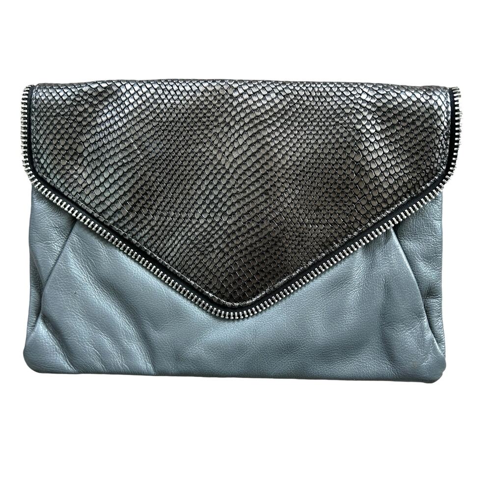 Halogen Envelope Clutch Purse Gray Leather Zipper Trim‎ Edgy Retro Glam Designer